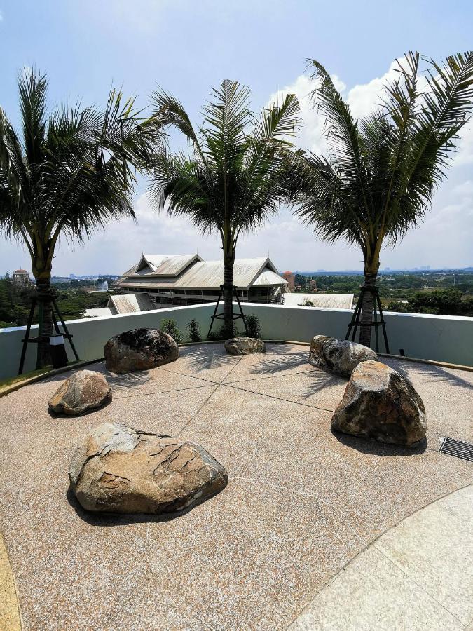 Almas Puteri Harbour Nusajaya Suite Room Exclusive Room 5 Min To Legoaland By Homespace Exterior foto